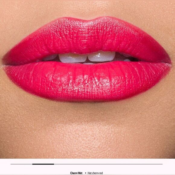 JEFFREE STAR COSMETICS MAGIC ESSENTIALS BUNDLE - Picture 1 of 14